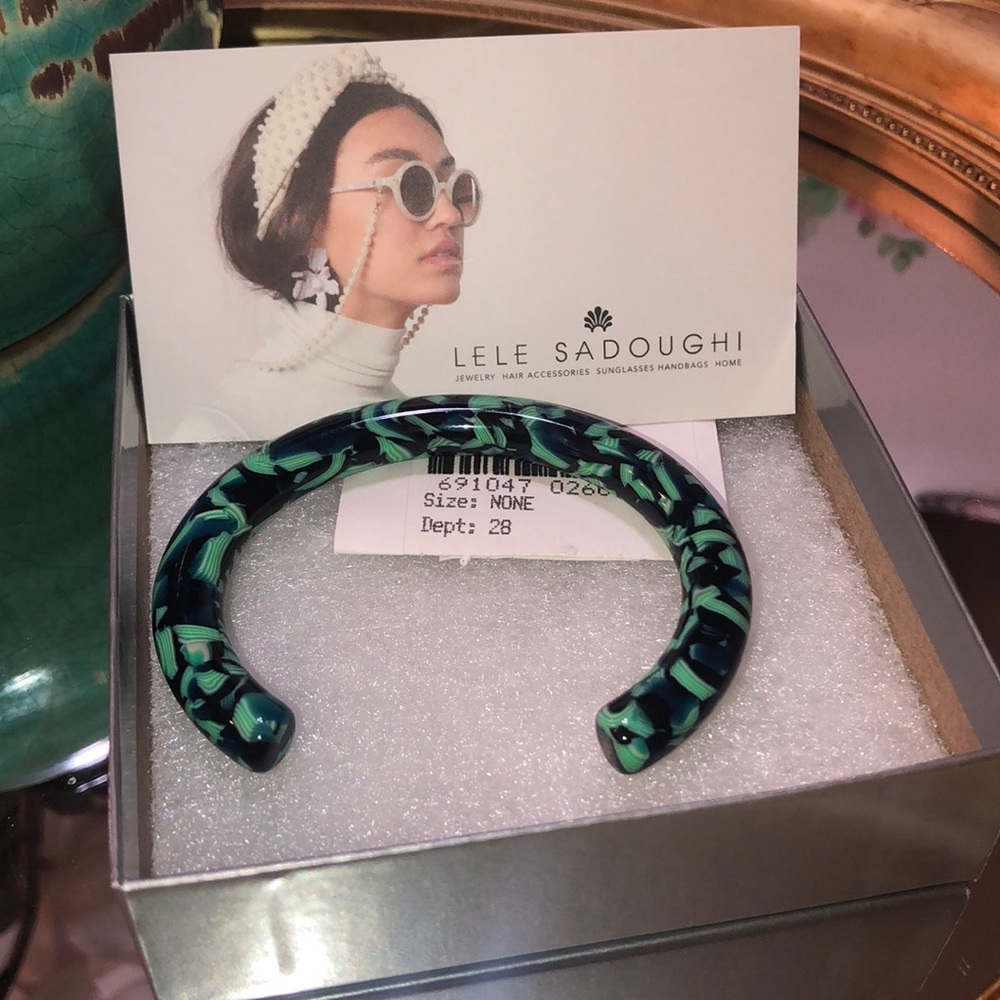LELE SADOUGHI✨✨